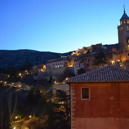 アパート Casa Balcon De Albarracín